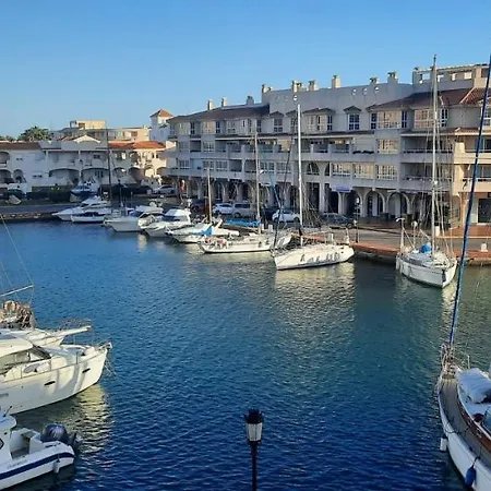 Apartment Moderno Apto Con Vistas Al Puerto, Aire Acondicionado,wifi,piscina,facil Aparcamiento *