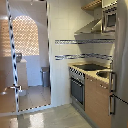 Moderno Apto Con Vistas Al Puerto, Aire Acondicionado,wifi,piscina,facil Aparcamiento Almerimar