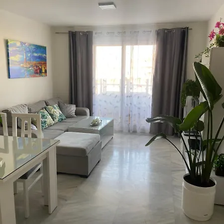 Moderno Apto Con Vistas Al Puerto, Aire Acondicionado,wifi,piscina,facil Aparcamiento Apartment *